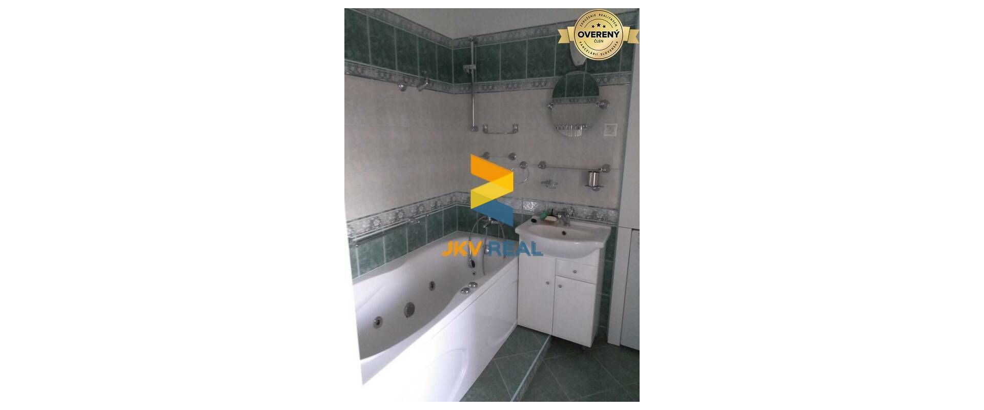 JKV REAL | Ponúkame na prenájom 2i byt na Starom Sídlisku v  Prievidzi