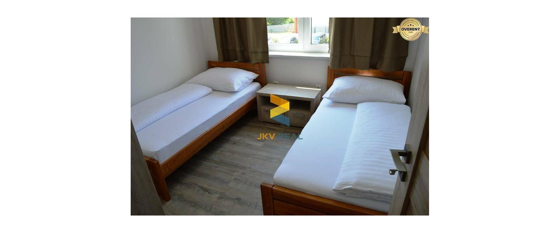 POSLEDNÝ VOĽNÝ DOM - Rodinný dom na prenájom v Porube