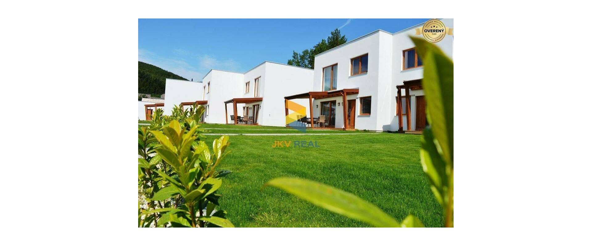 POSLEDNÝ VOĽNÝ DOM - Rodinný dom na prenájom v Porube