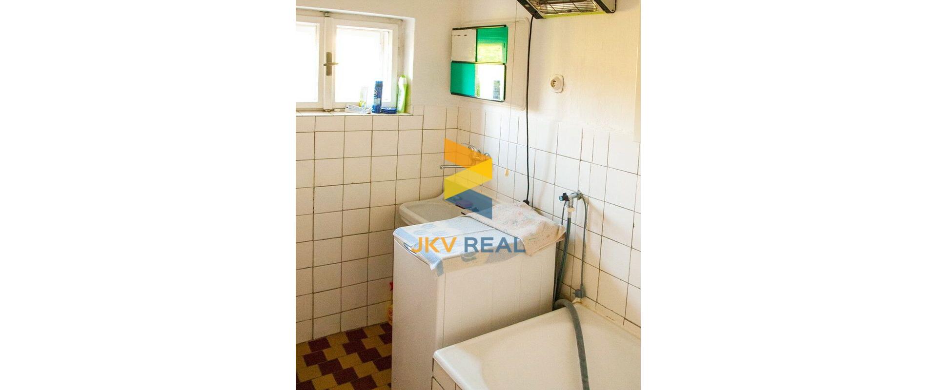 Rezervovaný I Na predaj starší rodinný dom v obci Bučany pri Trnave