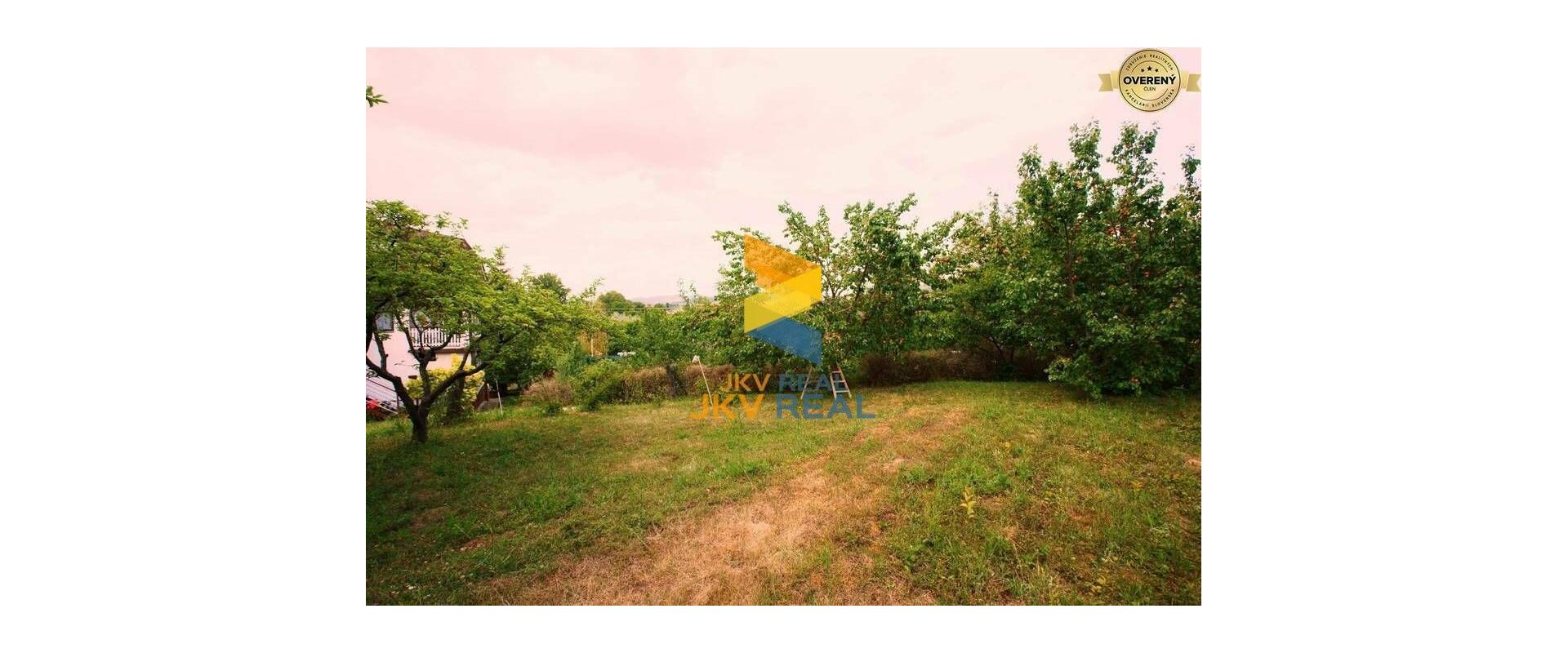 ZNÍŽENÁ CENA | Na predaj veľký RD so 4 bytovými jednotkami