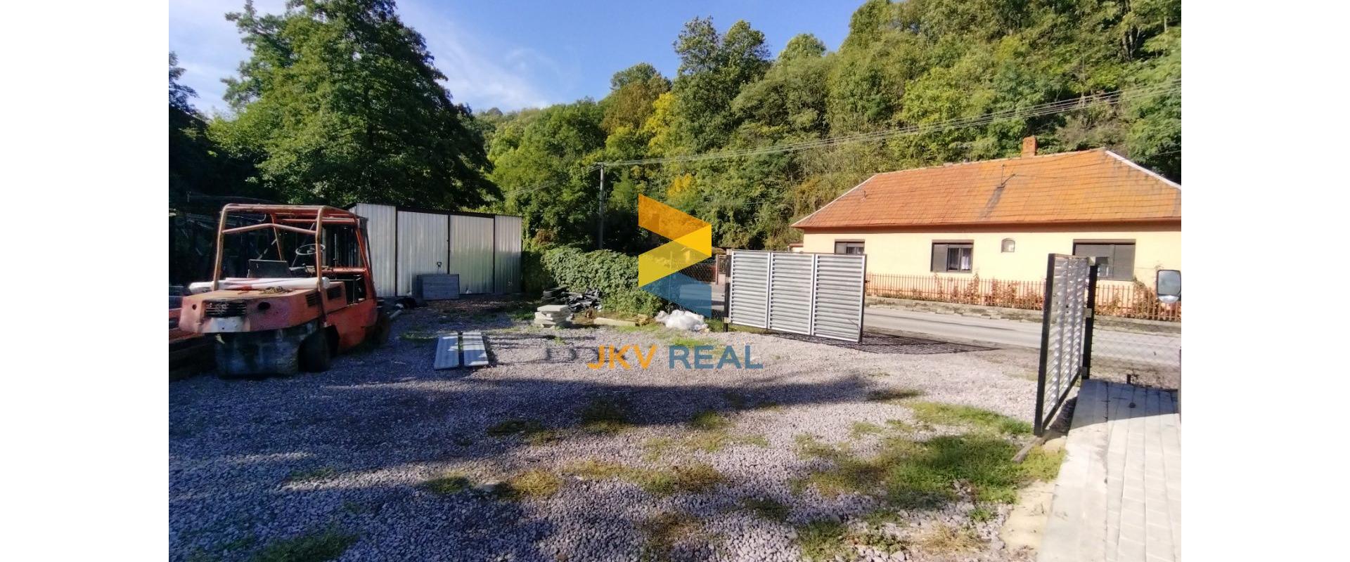 JKV REAL I Ponúkame na predaj pozemok v obci Hronský Beňadik