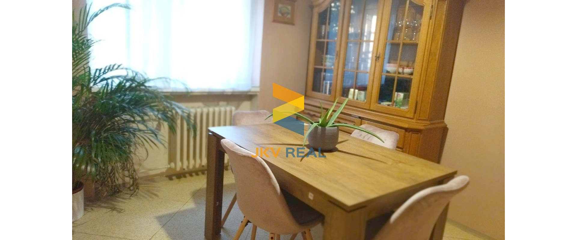 Predaj  4- izbový podpivničený rodinný dom s krbom