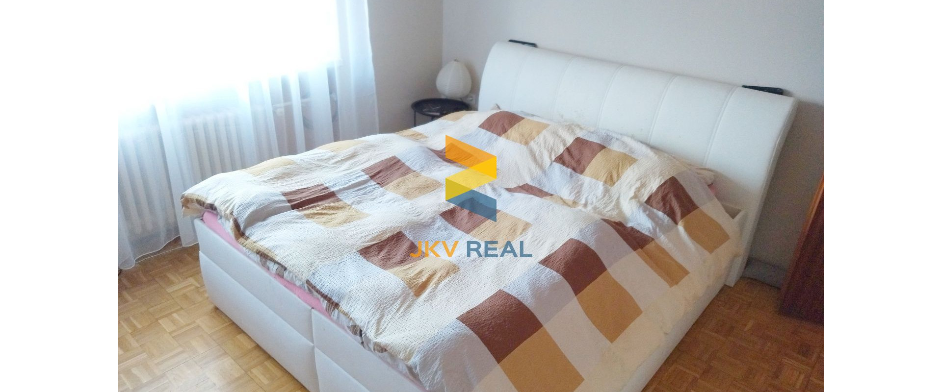 Predaj  4- izbový podpivničený rodinný dom s krbom