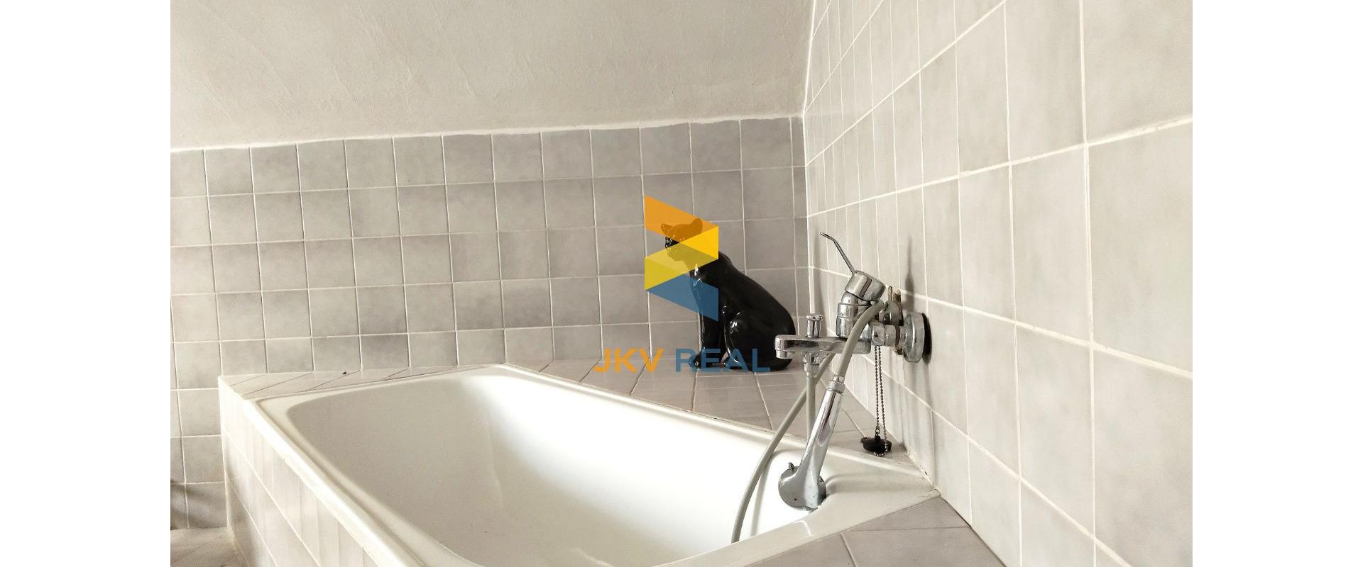 Rodinný dom na  priestrannom 12à pozemku za super cenu