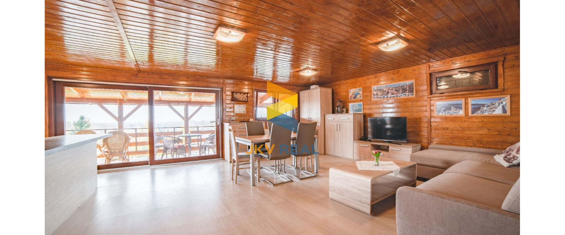 Na predaj rekreačný dom s bazénom a krásnym výhľadom na Sĺňavu