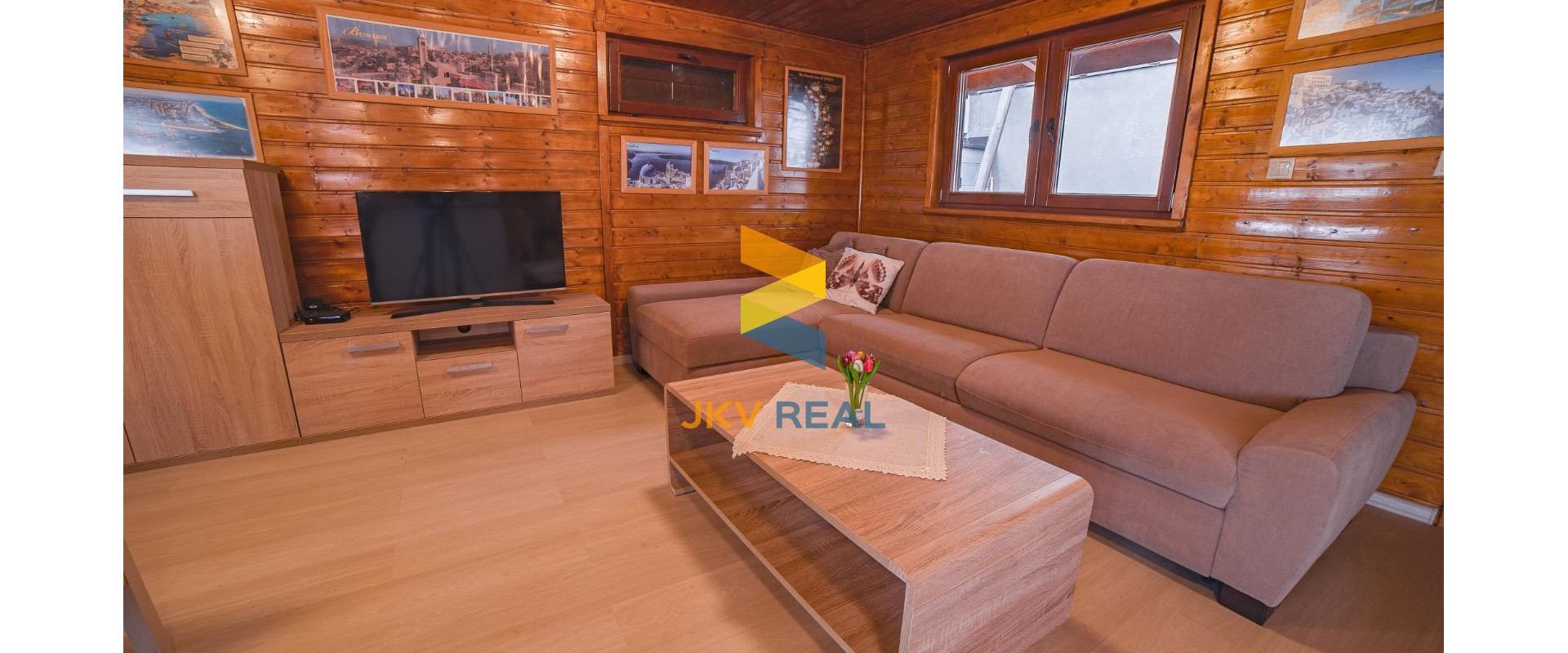 Na predaj rekreačný dom s bazénom a krásnym výhľadom na Sĺňavu