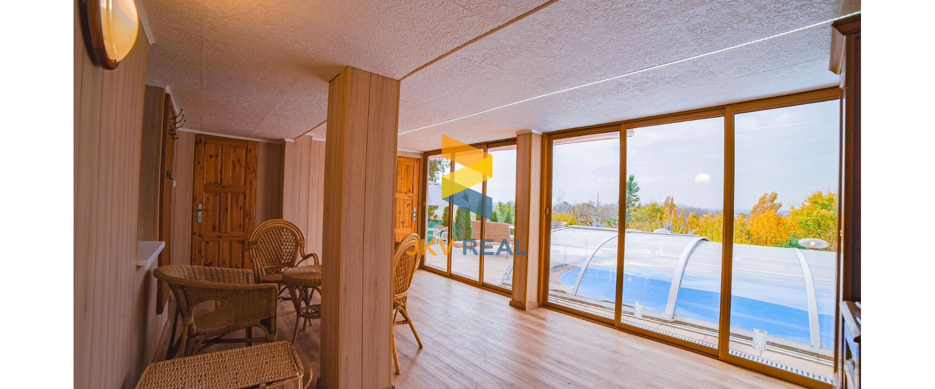 Na predaj rekreačný dom s bazénom a krásnym výhľadom na Sĺňavu