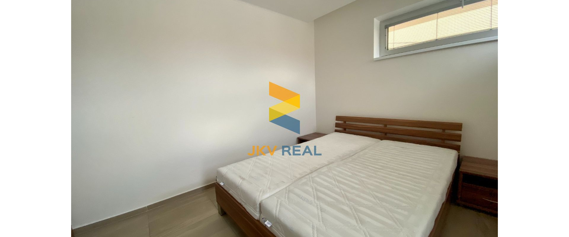 JKV REAL | Ponúkame na prenájom 1 a 1/2 i byt na Bojnickej Ceste v Prievidzi