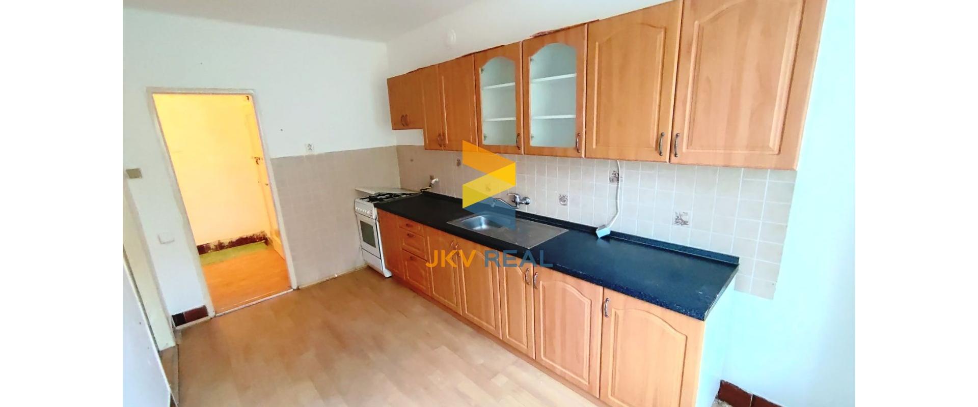 Len u nás 3i byt v Leninových Sadoch, Komárno