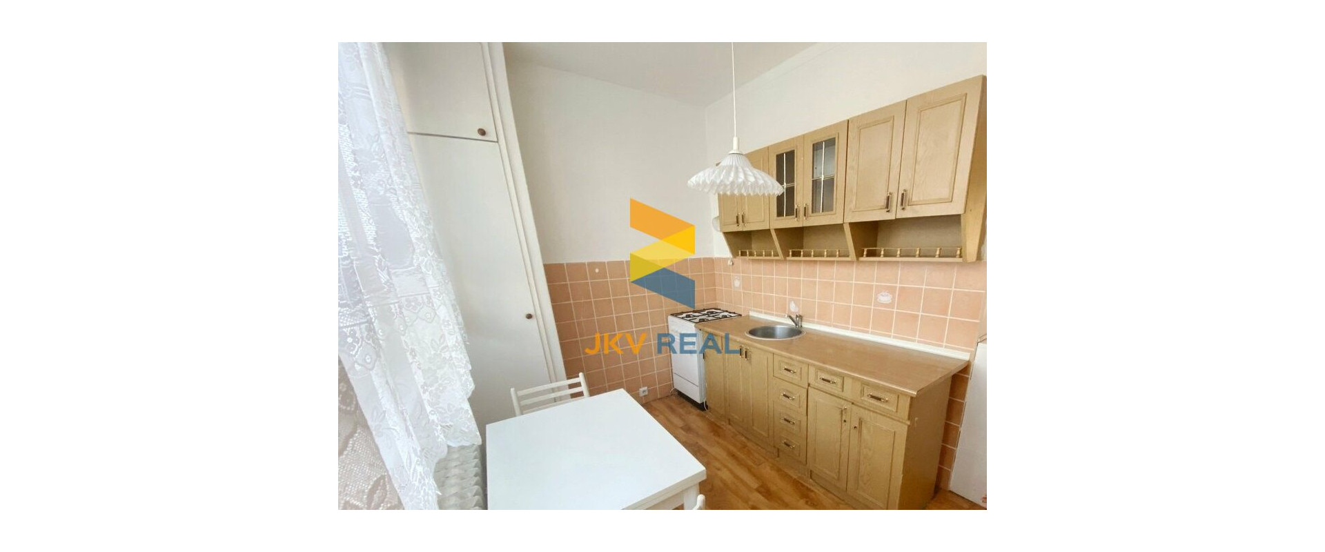 JKV Real ponúka na predaj 1 izbový byt na Znievskej