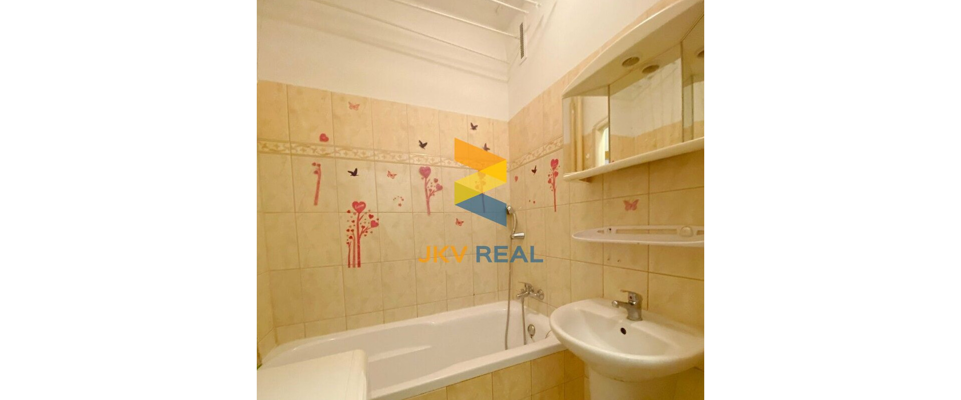 JKV Real ponúka na predaj 1 izbový byt na Znievskej