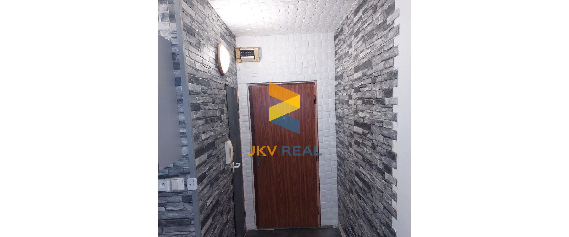 LEN U NÁS 1/5 IZBOVÝ BYT V RAČI ZA 140 000€