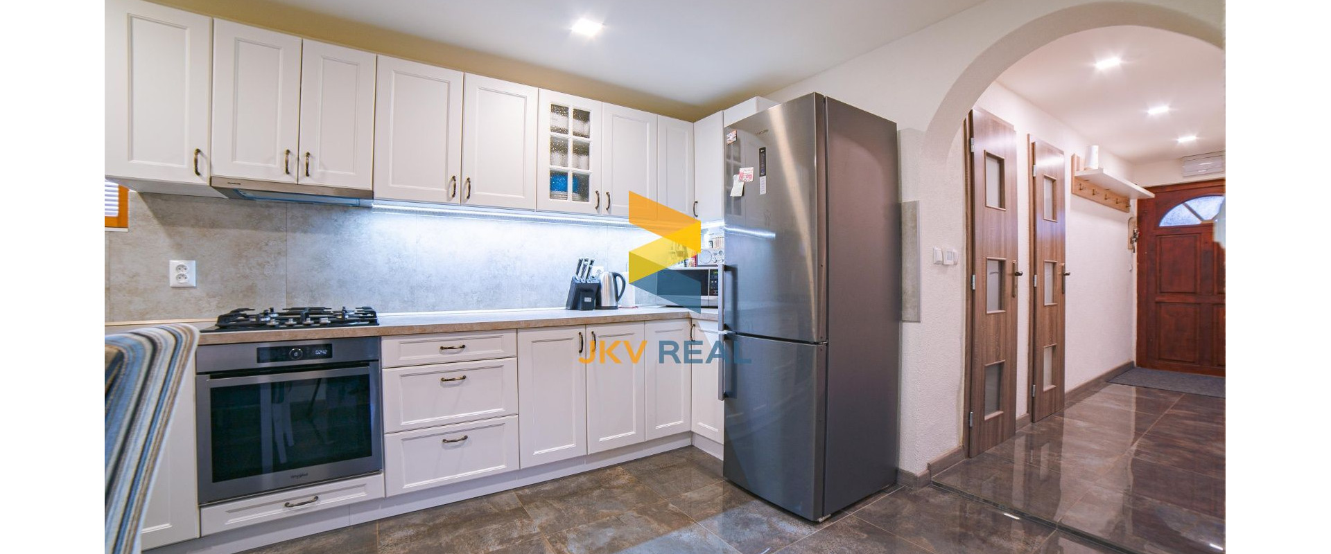 REZERVOVANÉ! EXKLUZÍVNE Predaj rodinného domu v Kamenci pod Vtáčnikom | JKV REAL