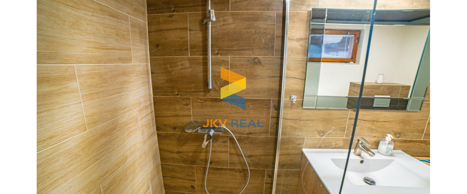 REZERVOVANÉ! EXKLUZÍVNE Predaj rodinného domu v Kamenci pod Vtáčnikom | JKV REAL