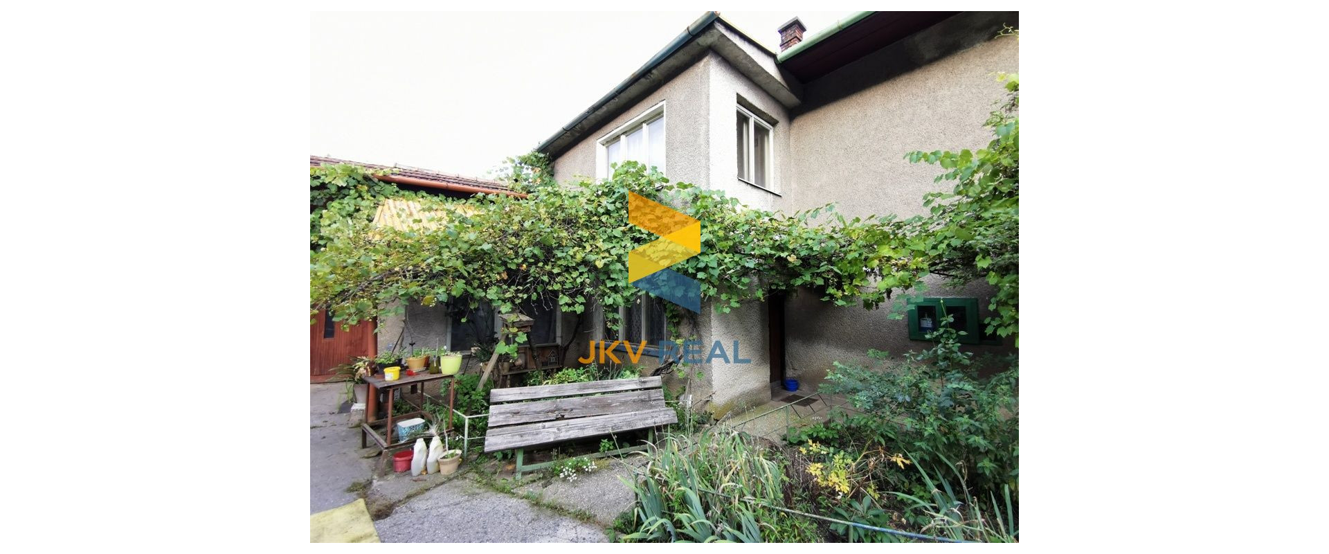 PREDAJ | RODINNÝ DOM 167M2 | PRIEVIDZKÁ CESTA | HANDLOVÁ