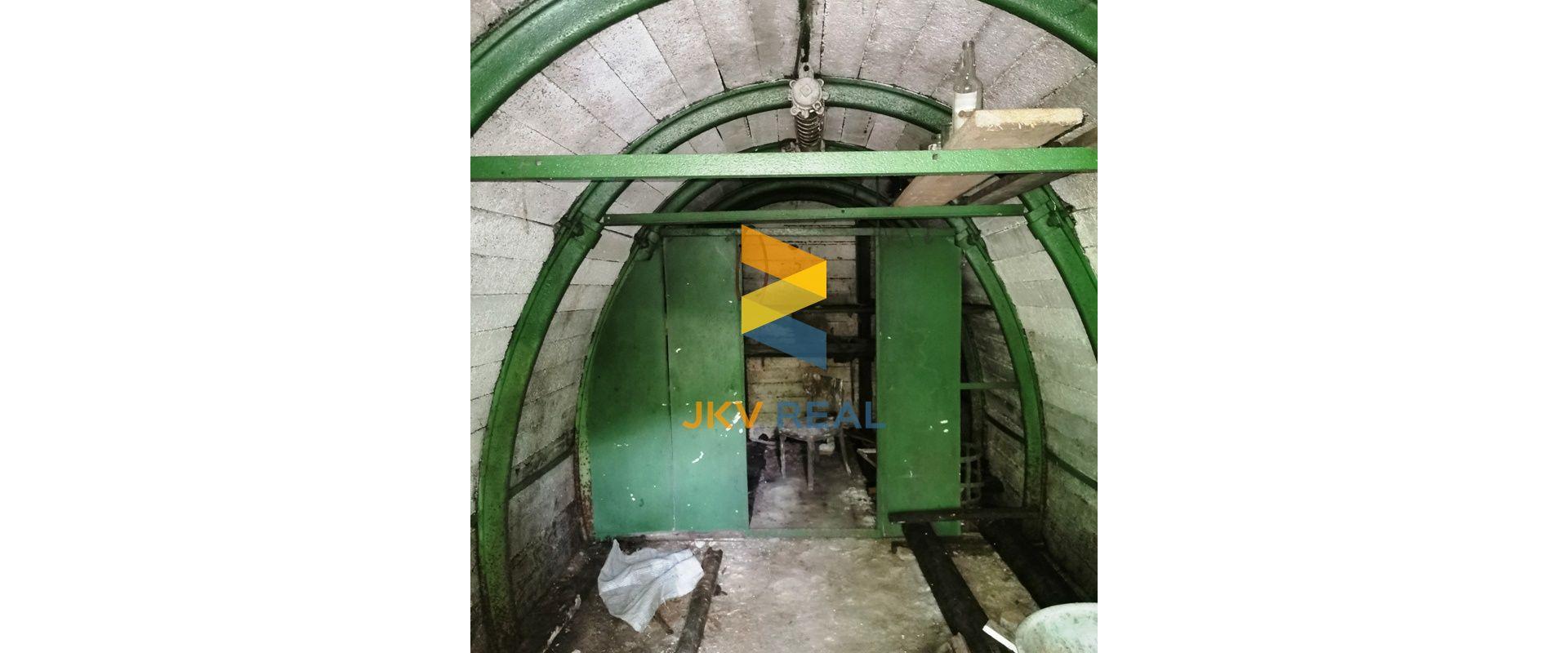 PREDAJ | RODINNÝ DOM 167M2 | PRIEVIDZKÁ CESTA | HANDLOVÁ