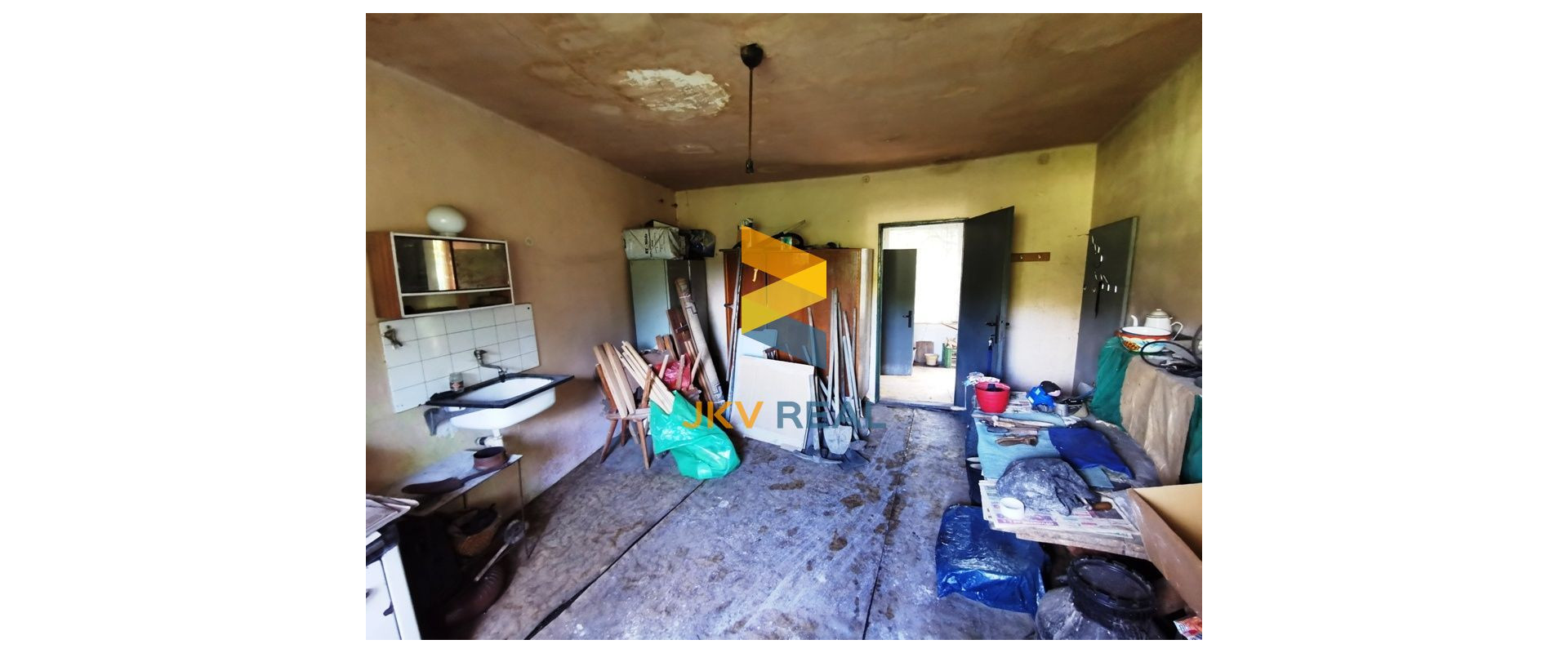 PREDAJ | RODINNÝ DOM 167M2 | PRIEVIDZKÁ CESTA | HANDLOVÁ