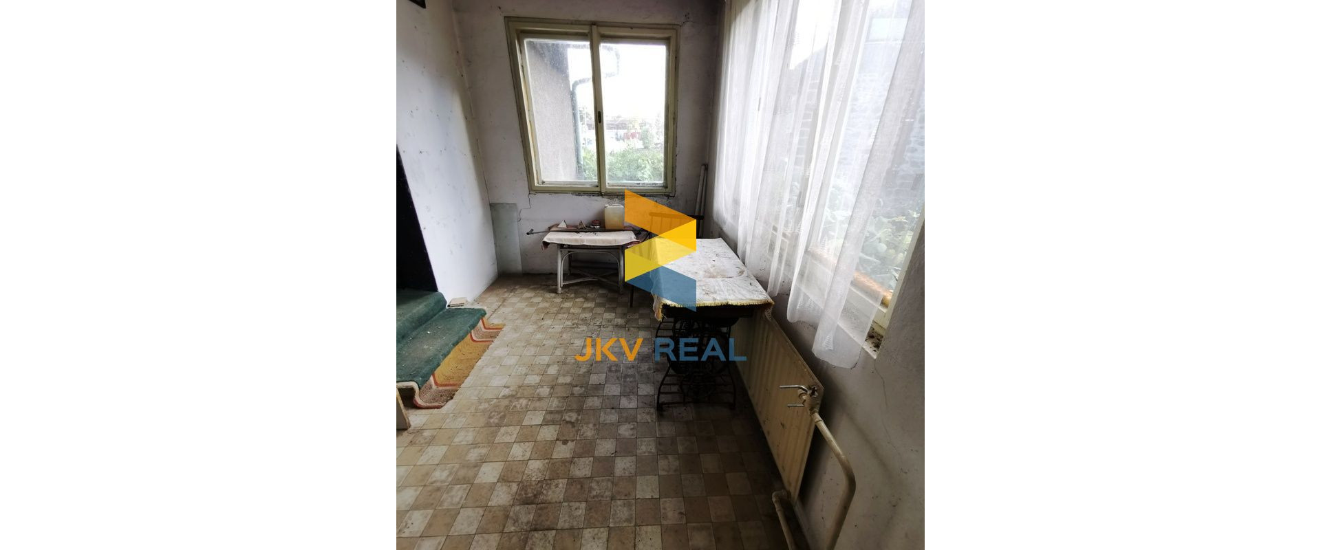 PREDAJ | RODINNÝ DOM 167M2 | PRIEVIDZKÁ CESTA | HANDLOVÁ