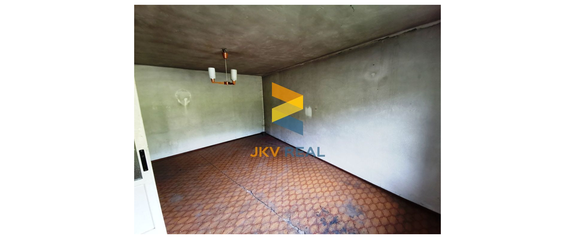 PREDAJ | RODINNÝ DOM 167M2 | PRIEVIDZKÁ CESTA | HANDLOVÁ