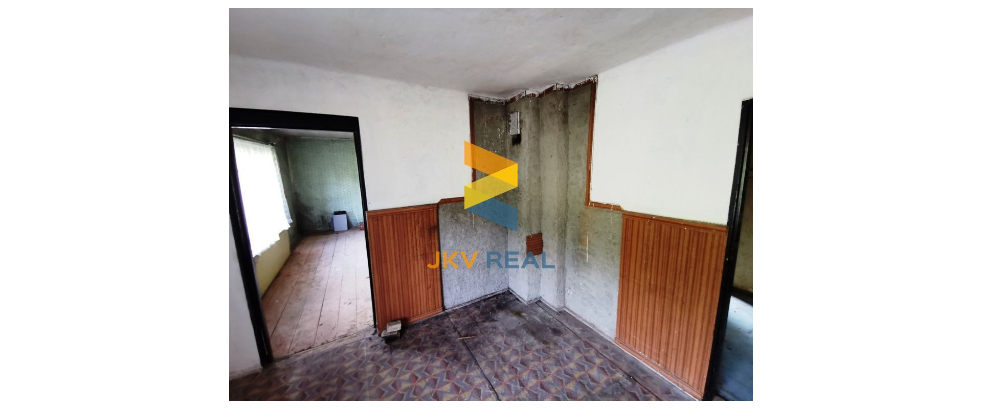 PREDAJ | RODINNÝ DOM 167M2 | PRIEVIDZKÁ CESTA | HANDLOVÁ