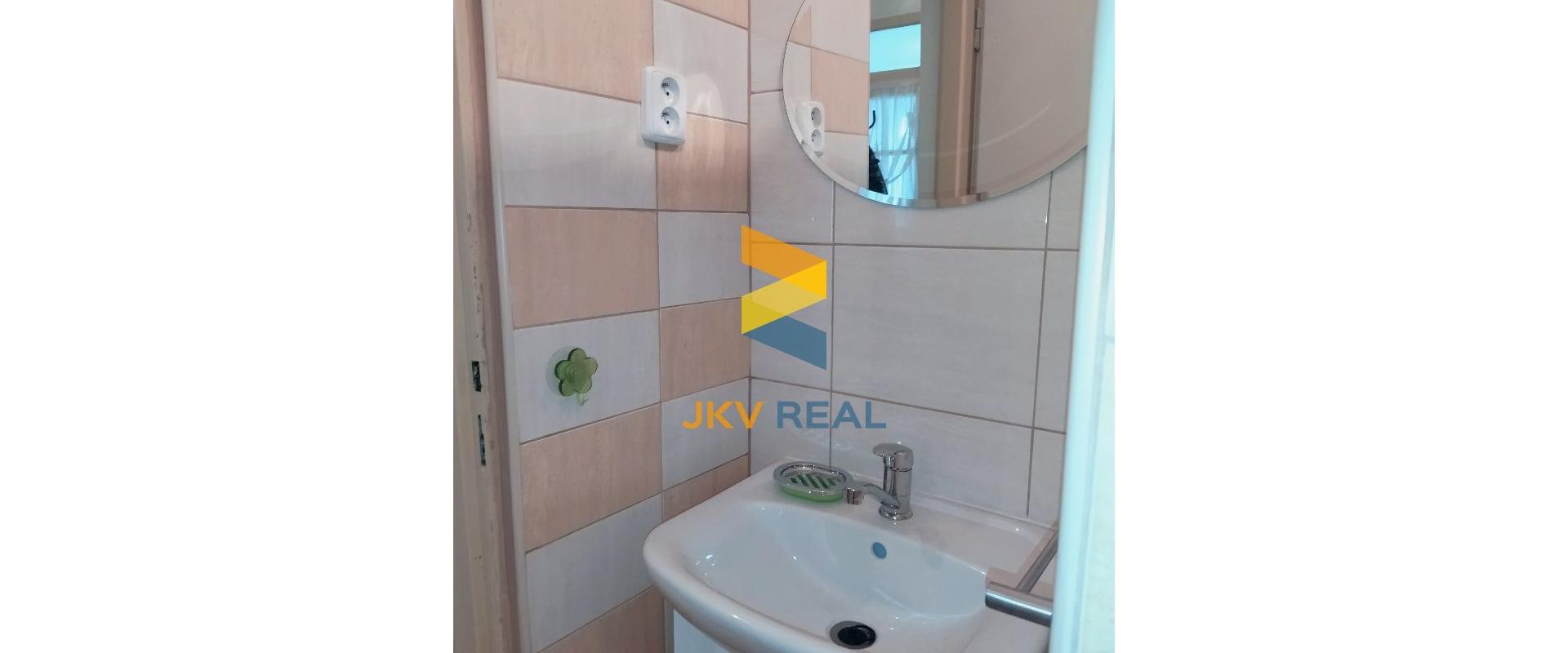 Romantický rodinný dom / chalupa v pokojnej, podhorskej obci Obyce