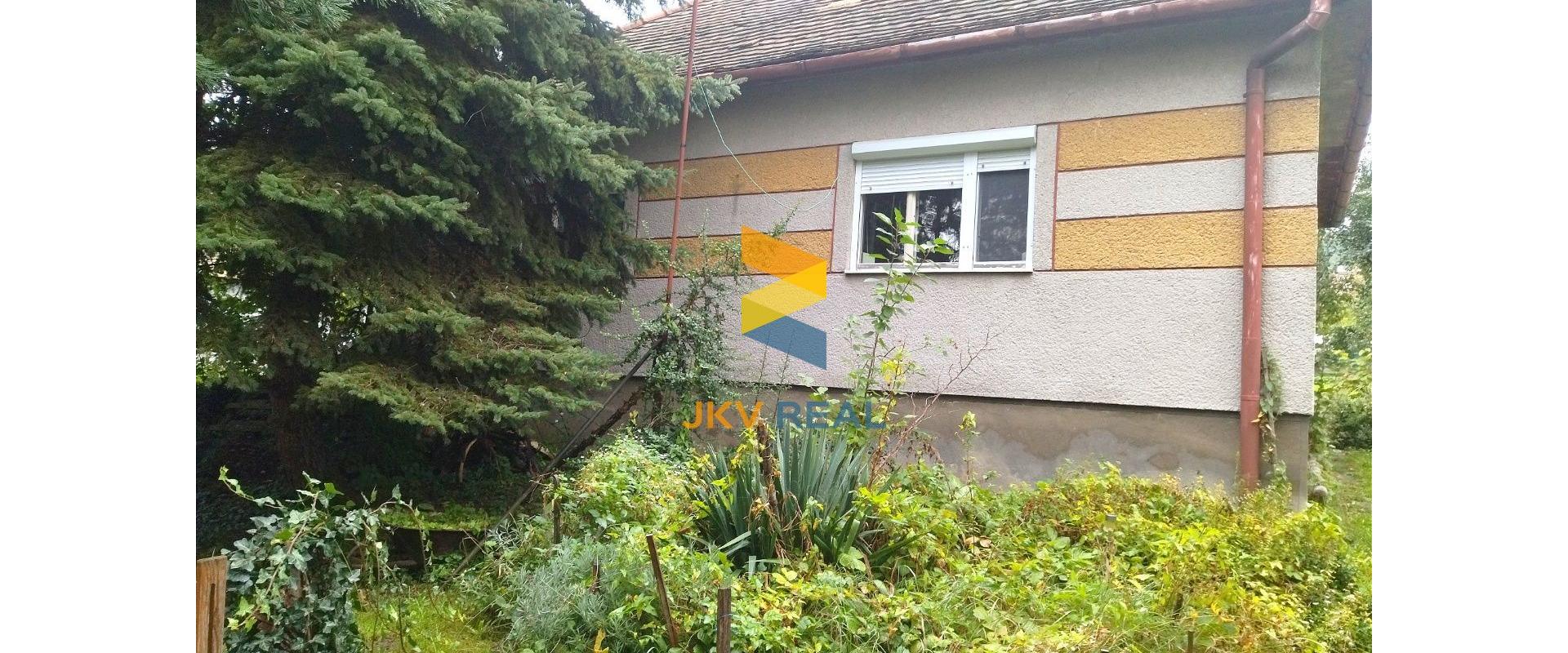 Romantický rodinný dom / chalupa v pokojnej, podhorskej obci Obyce