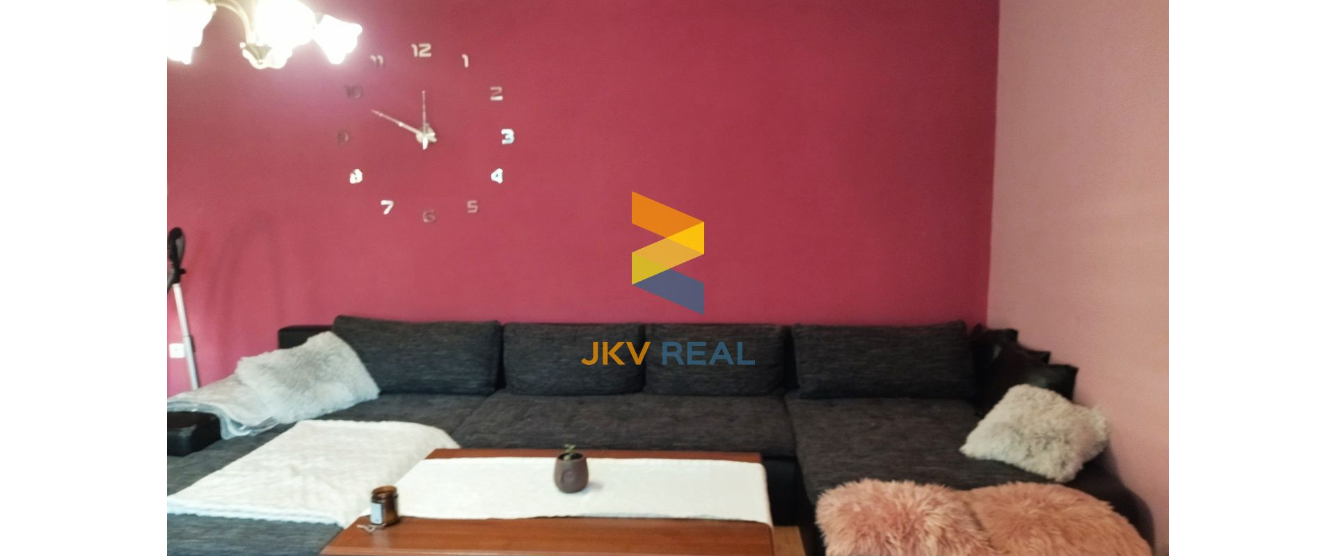 Predaj  4- izbový podpivničený rodinný dom s krbom