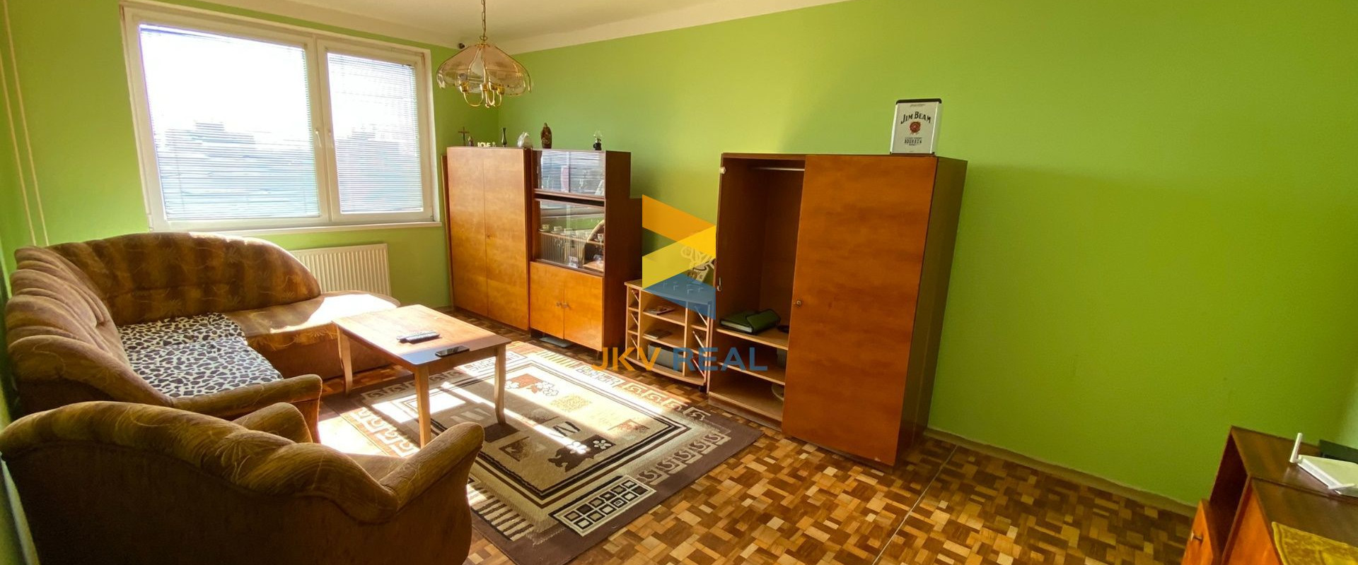 PREDANÝ - 3-izbový byt (71 m2) s lodžiou a špajzou vedľa bytu - Senec centrum