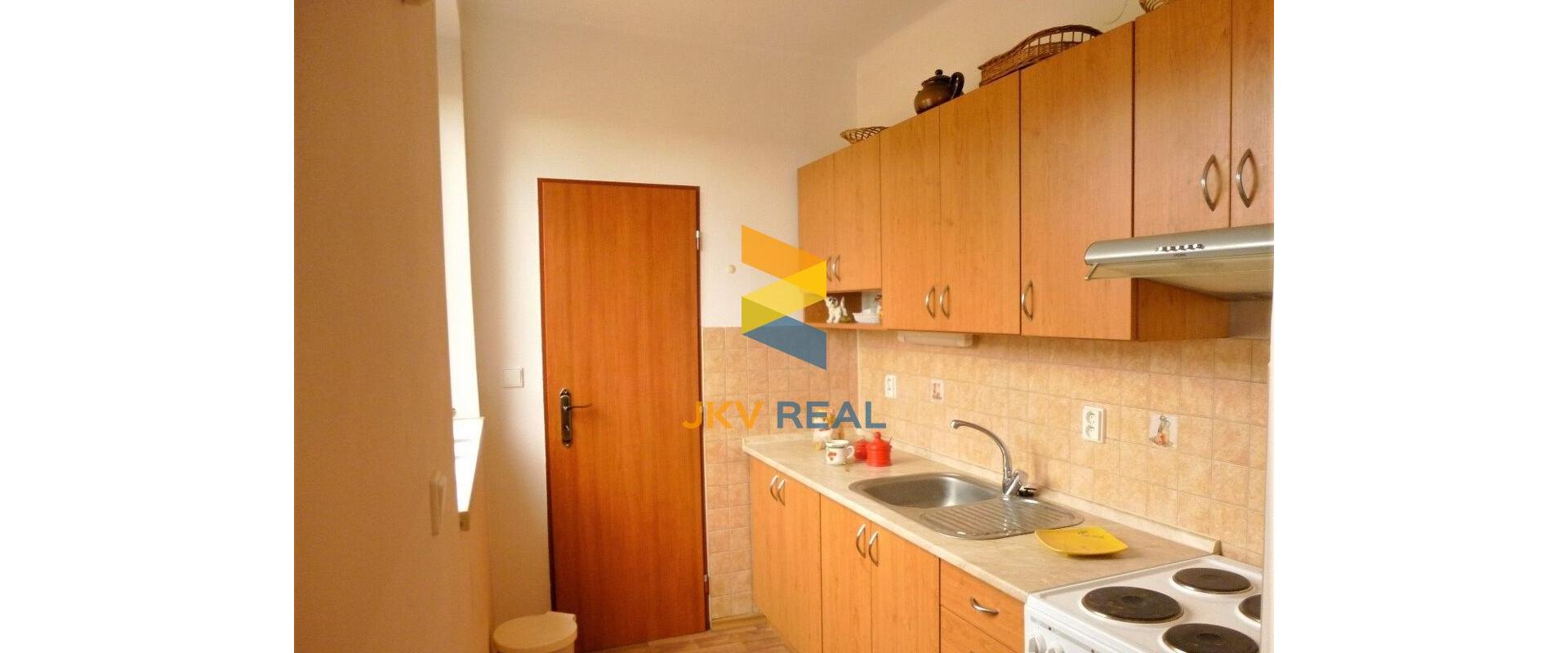 Predaj - 2 izbový byt v Nových Zámkoch