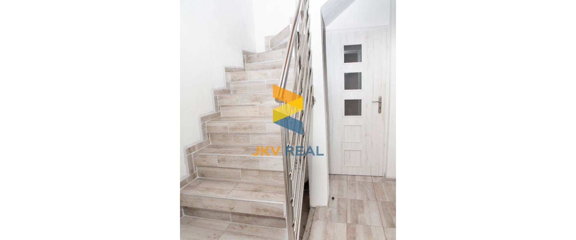 PREDANÉ - Novostavba - rodinný domček v centre - Dunajská Lužná | JKV REAL