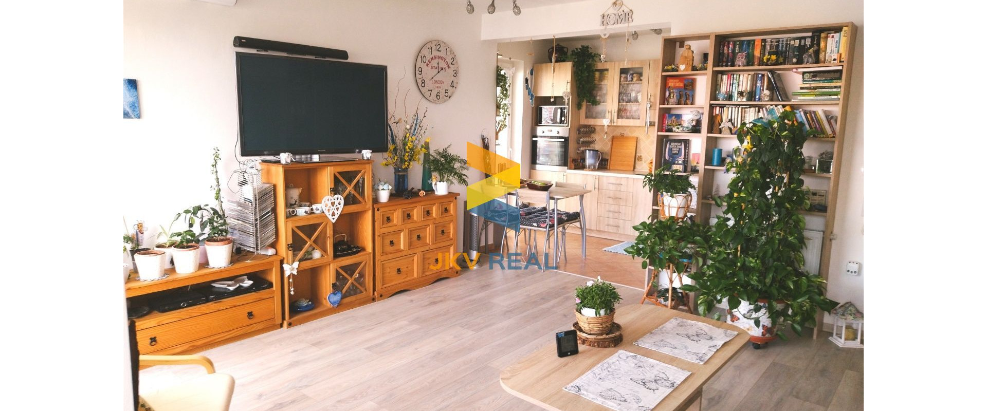 NA PREDAJ 2- izbový zariadený byt v Top Lokalite