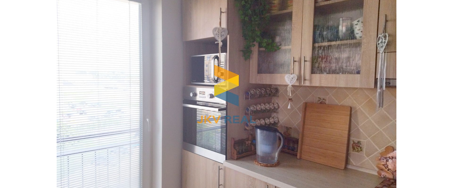 NA PREDAJ 2- izbový zariadený byt v Top Lokalite