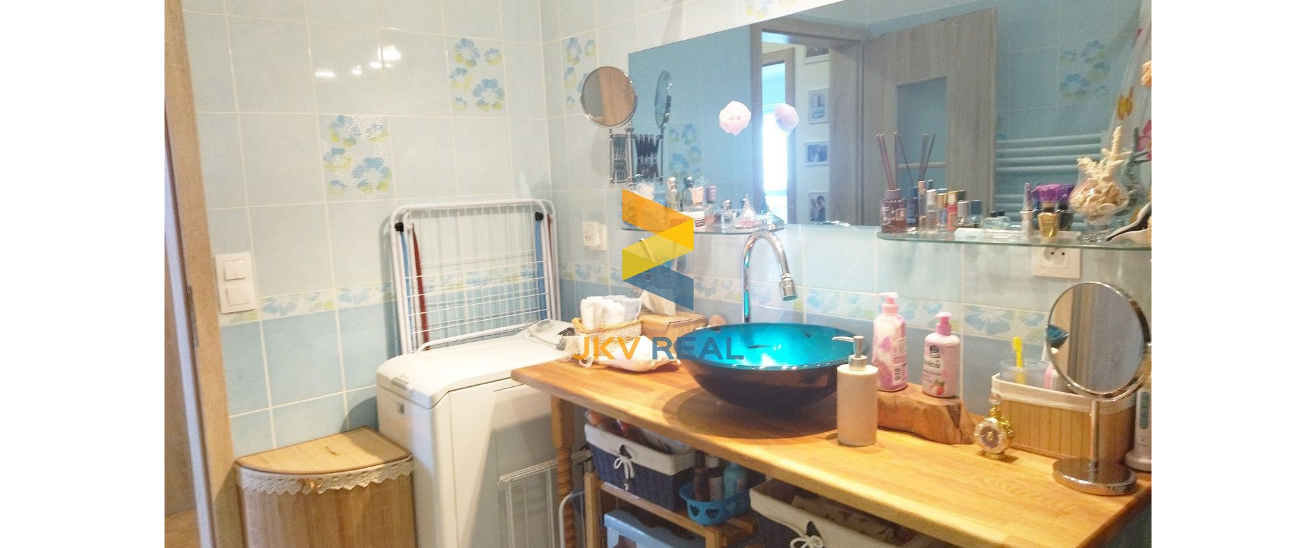 NA PREDAJ 2- izbový zariadený byt v Top Lokalite