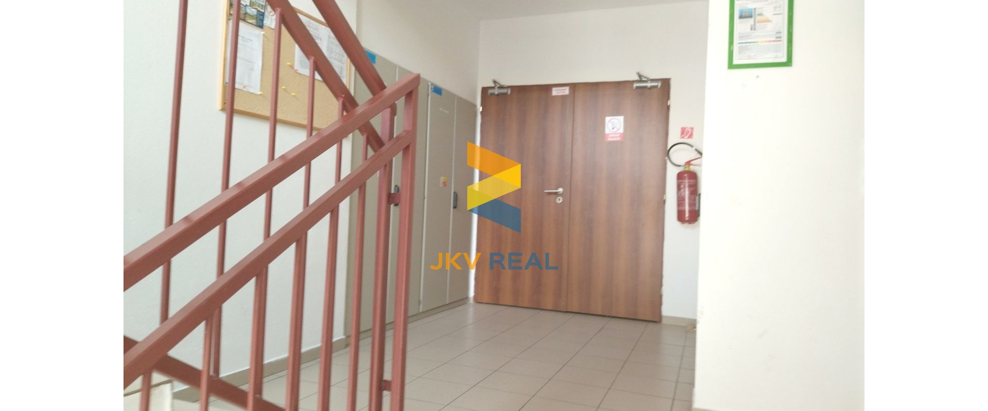 NA PREDAJ 2- izbový zariadený byt v Top Lokalite