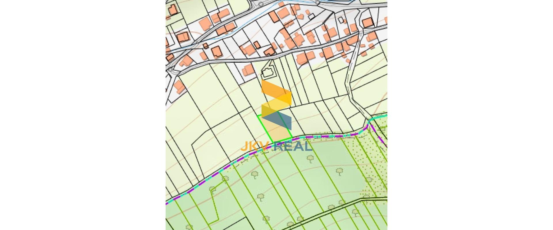 JKV REAL | Ponúkame na predaj pozemok vhodný na rekreáciu v obci Čavoj