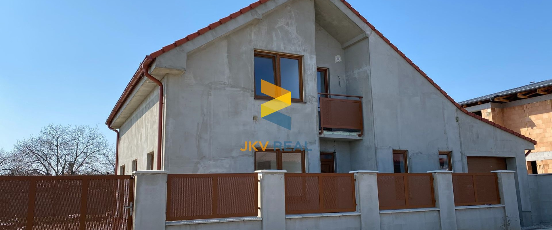 Rodinný dom (2022) - 5 izieb + veľká kuchyňa a garáž - Veľký Biel | JKV REAL