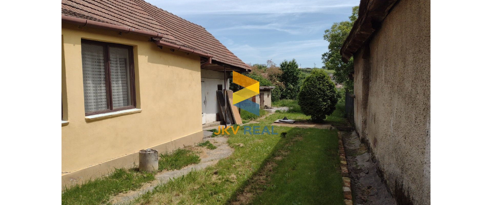 REZERVOVANÉ !!! EXKLUZÍVNE ! RODINNÝ DOM S POZEMKOM 604m2  RADOŠINA