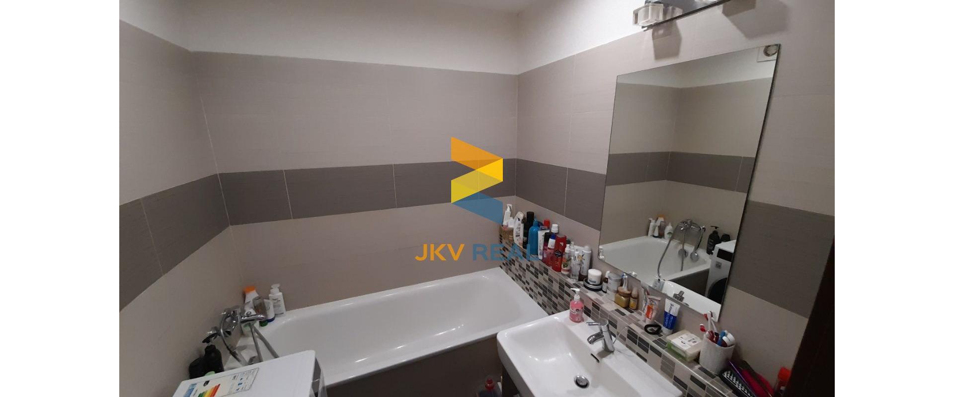 PREDANÉ | Predaj 3 izbového bytu v pokojnej lokalite v Prievidzi | JKV REAL