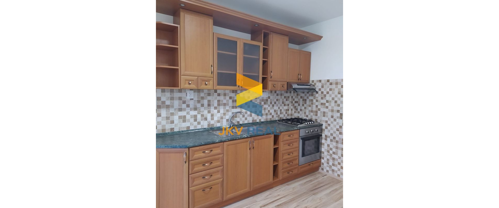 Prenájom 3izbového bytu Šípok - Horská