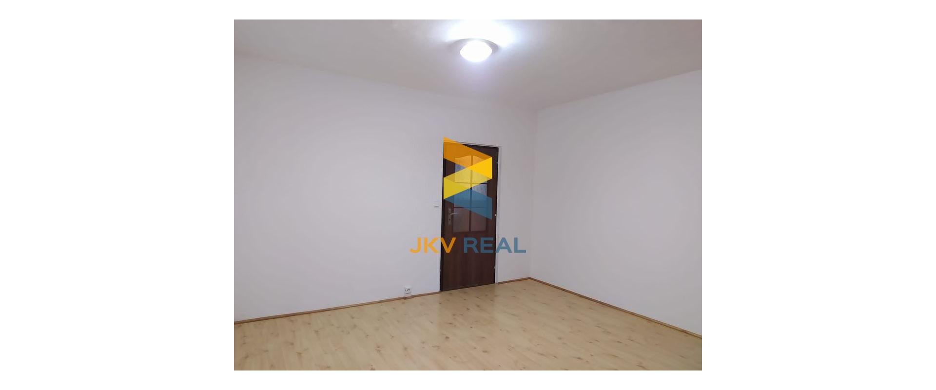 Prenájom 3izbového bytu Šípok - Horská