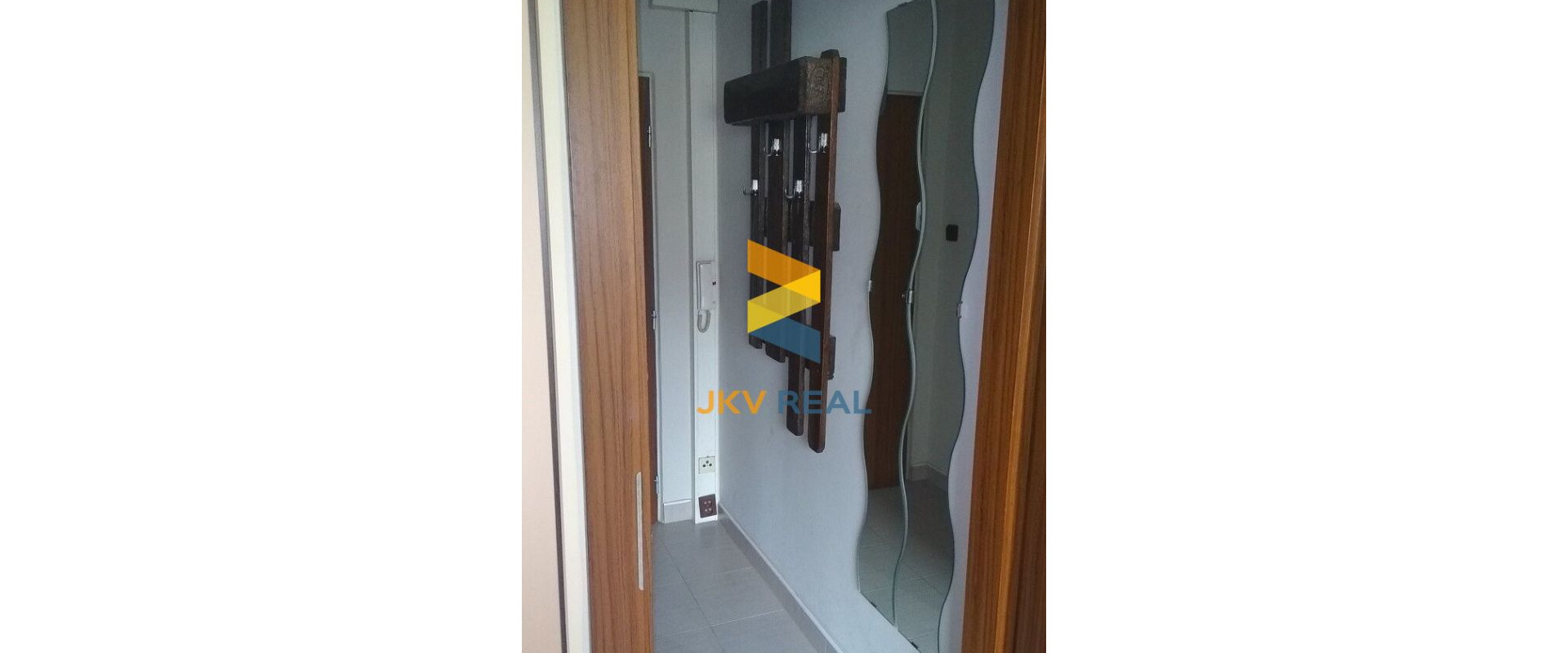 NA PREDAJ DVOJGARSÓNKA, PETRŽALKA, 44 M2, 164900 EUR