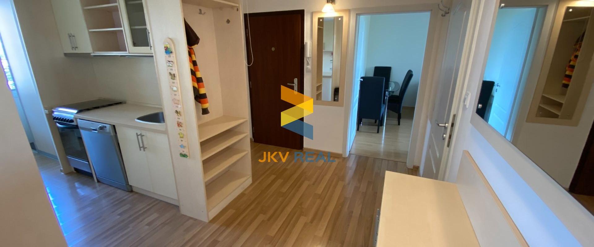 Prenájom 3-izbový zariadený byt s pivnicou - Sokolská, Senec