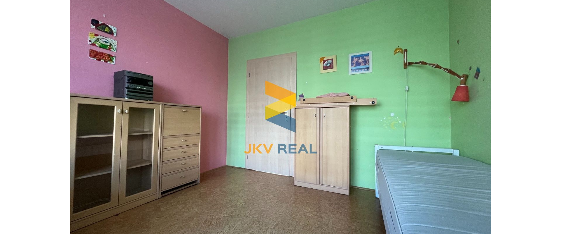 JKV REAL | Ponúkame na predaj veľkometrážny 3i byt na ulici A. Škarvana v Prievidzi