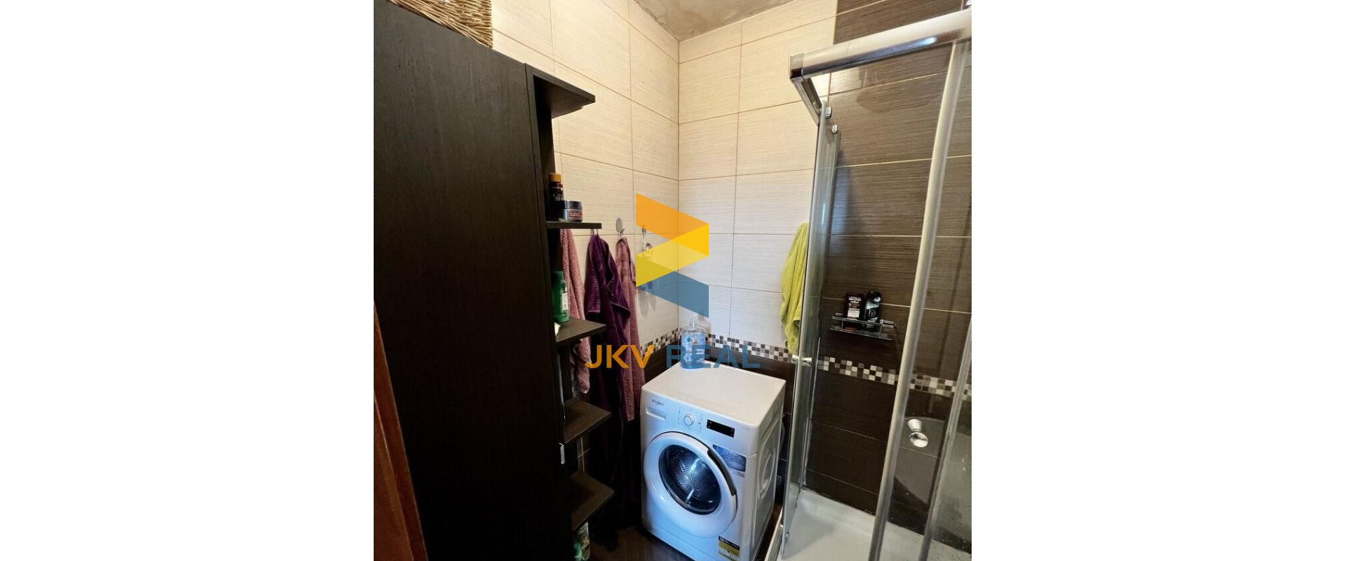 NA PREDAJ 4-IZBOVÝ BYT, VRAKUŇA, 215000€