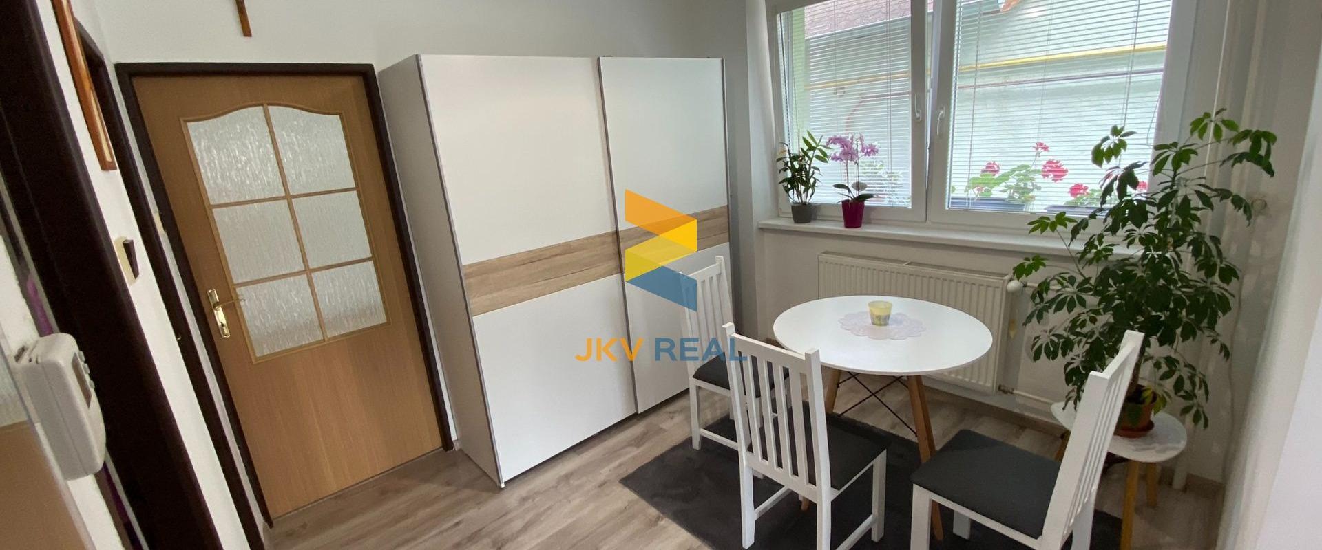 Rodinný dom 5+ izieb + veľká kuchyňa, garáž, altánok, záhrada - Chorvátsky Grob | JKV REAL