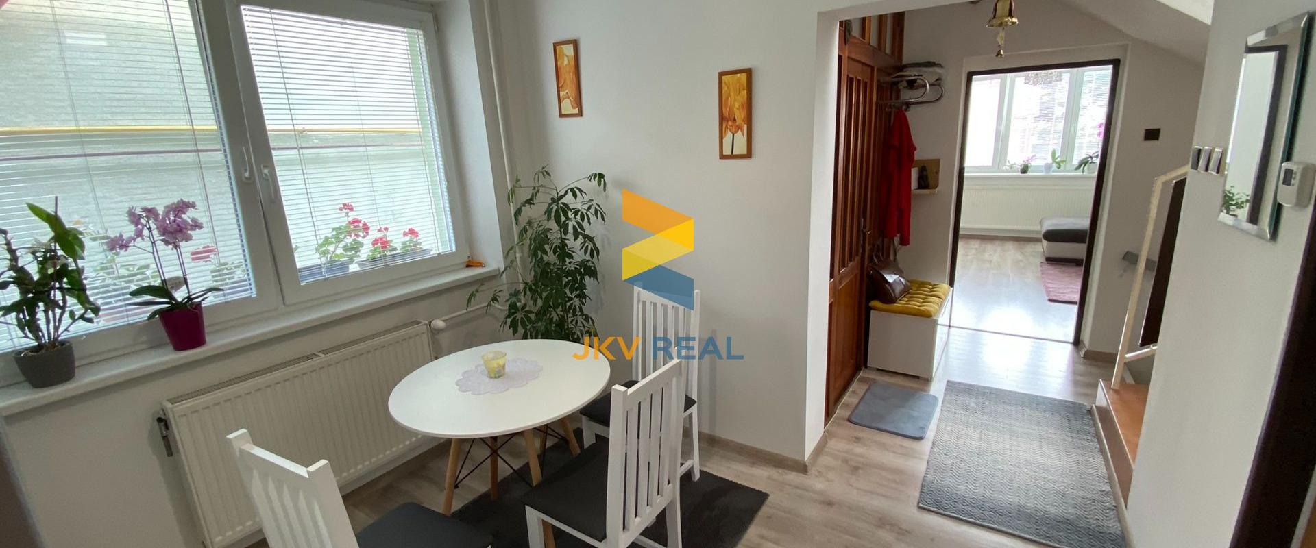 Rodinný dom 5+ izieb + veľká kuchyňa, garáž, altánok, záhrada - Chorvátsky Grob | JKV REAL