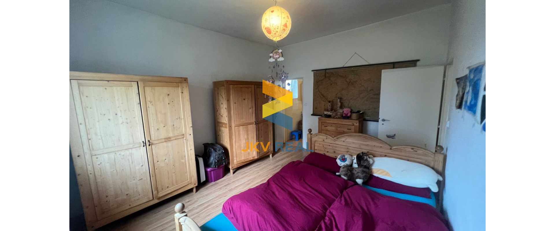 JKV REAL ponúka na predaj rodinný dom v Chynoranoch