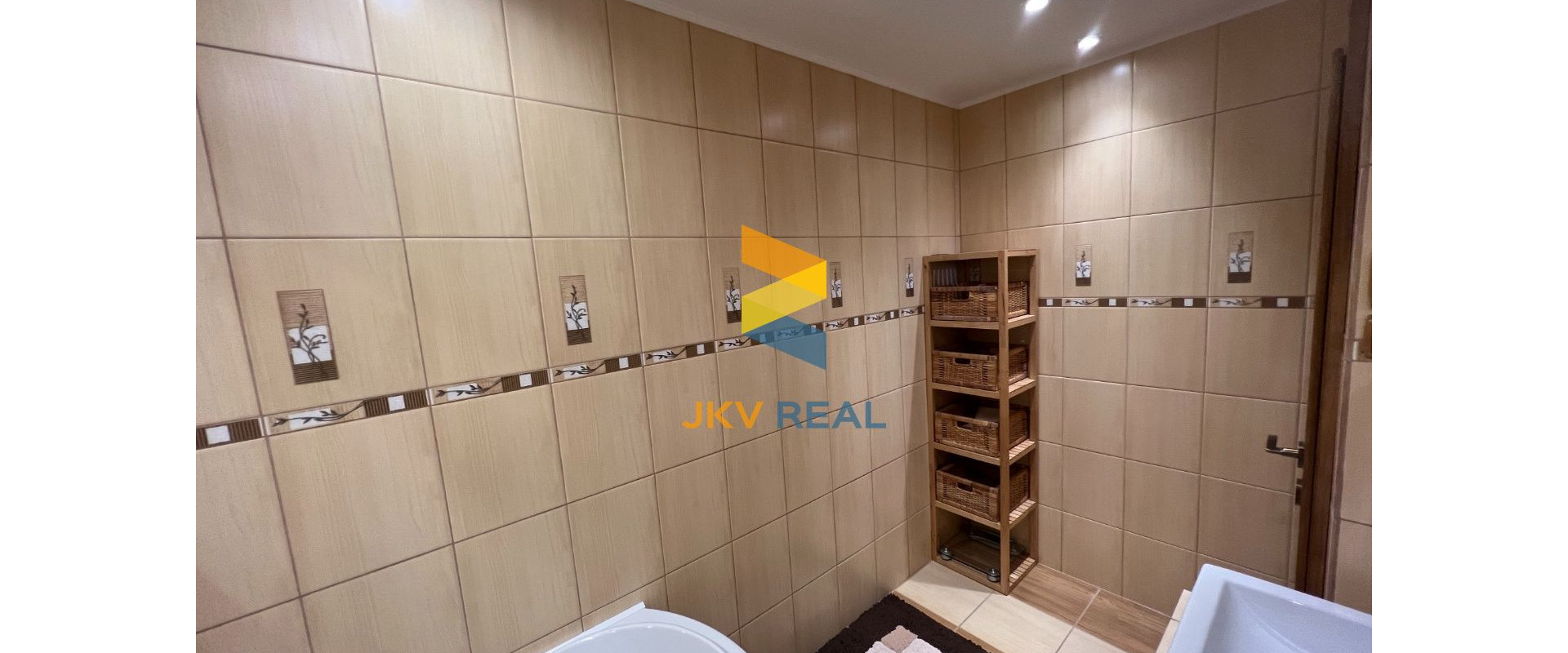 ZNÍŽENÁ CENA | Prenájom 3-izbového bytu v Prievidzi - časť Necpaly