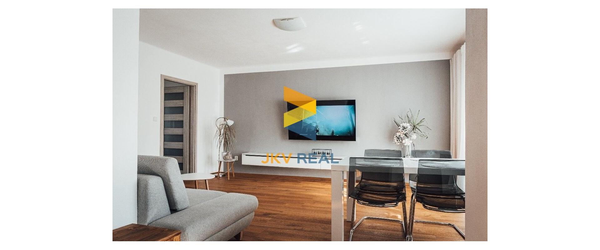 Predám 3-izbový byt v časti Bratislava - Dlhé diely